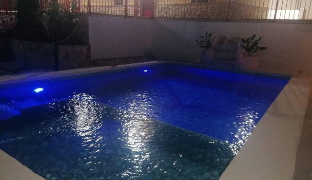 Country House 'Los Ferreles 3 Dormitorios' with Shared Pool and Wi-Fi in El Sabinar