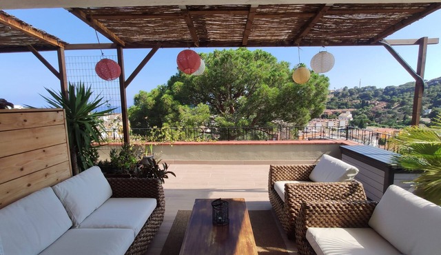 Cozy Place With a big Private Roof Terrace and Spectacular Views in Cabrils