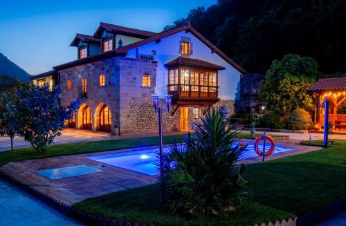 El Caserón del Pas in La Penilla