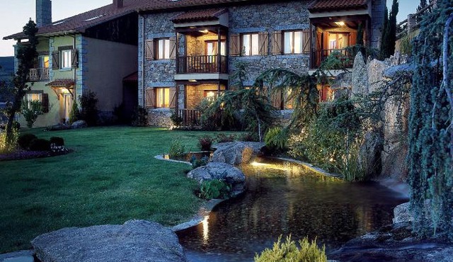 El Milano Real in Hoyos del Espino