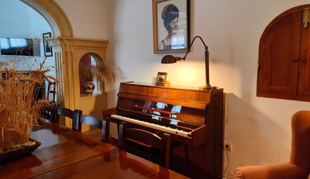 Elegant Manor House near Alcalá del Jucar with Piano. in Pozo-Lorente