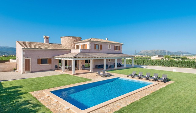 ES MOLI D'EN SION - Villa with private pool in Sa Pobla. Free WiFi in Sa Pobla