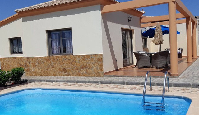 Excl. new villa with herlichen panoramic sea views over the Atlantic Ocean off Costa Calma in Costa Calma
