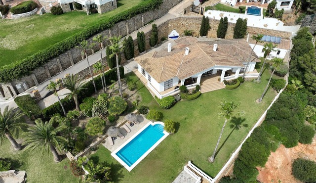 Exclusive villa with panoramic views of the Strait of Gibraltar in Tarifa