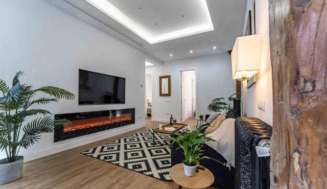 Experience Madrid in style. Where comfort meets Madrid! in Madrid