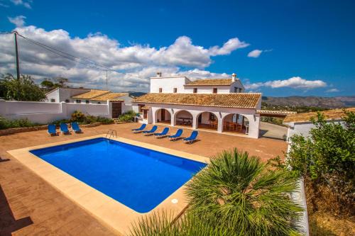 Finca Pere - panoramic hillside holiday house in Benissa in Teulada