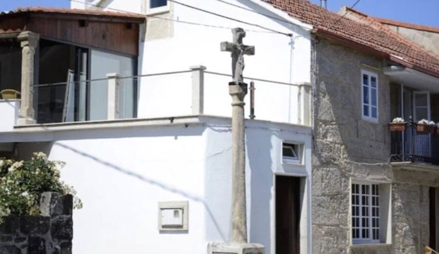 FULL HOUSE.garden/barbecue.28 august-30 september 90€/noche. Rural and beach. in Esteiro Muros