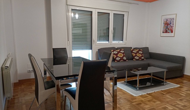 Funcional Apartamento en Iturrama in Pamplona