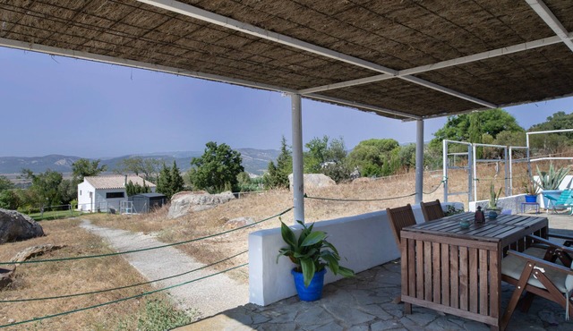 Guest House 'Casita Linda' with Mountain View, Wi-Fi and Air Conditioning in Facinas