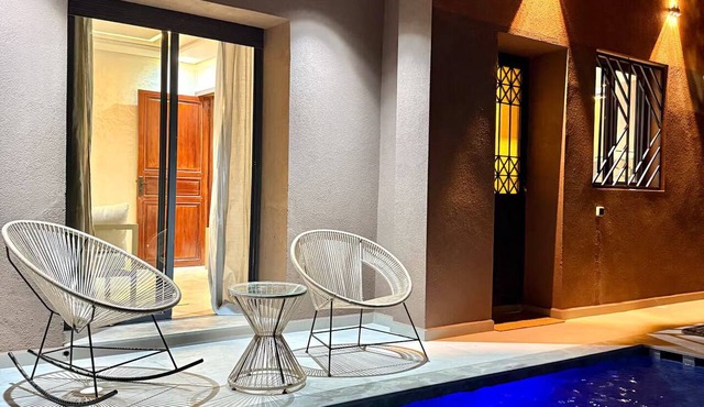 Gym, Heated Private Pool, Sunlit Terrace, Private Garden & free Parking in Marrakesh