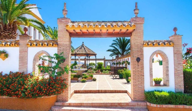 Hacienda Nueva Holiday Home, in Seville Guadalquivir Valley in Lora del Río