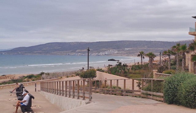 Heavenly Resort2 Oceanfront apart with great views, full kitchen, & strong Wi-Fi