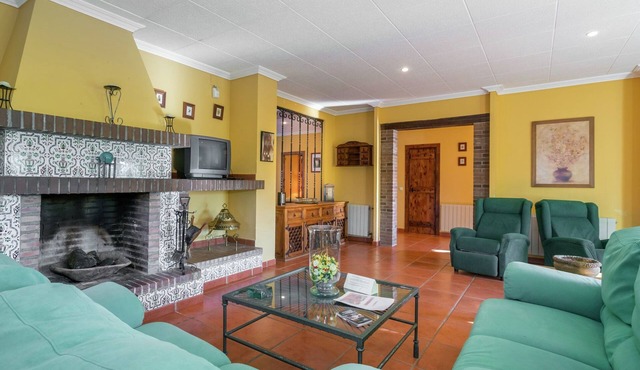 Holiday Home in Tajo with Pool & Nature in Herrera de Alcántara
