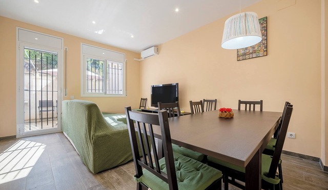 Holiday Home 'Casa Lluma' with Mountain View, Wi-Fi and Air Conditioning in Aldover