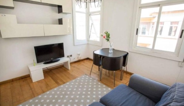 Homerez - Amazing appartement 3 km away from the beach for 5 ppl. with jacuzzi in A Coruña