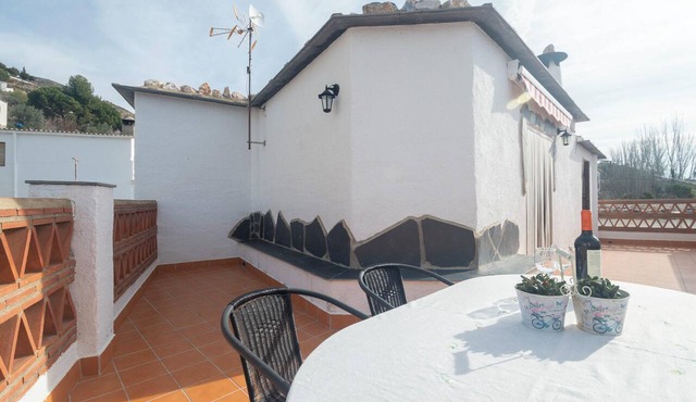 Homerez - Charming House in Cádiar with Mountain View in Narila