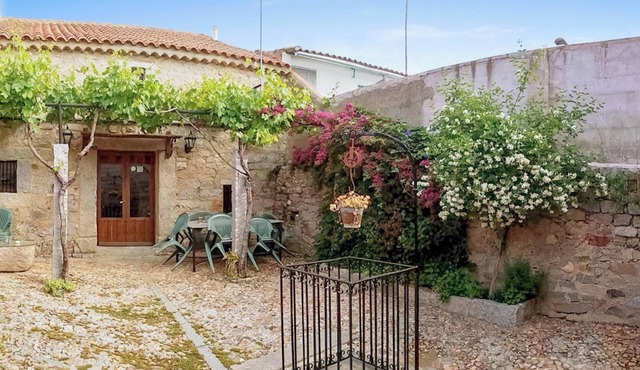 Homerez - Charming House in Añora with Garden in Añora