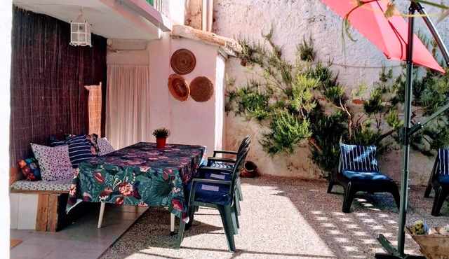 Homerez - House for 6 ppl. with garden, terrace and balcony at El Poyo del Cid in El Poyo del Cid