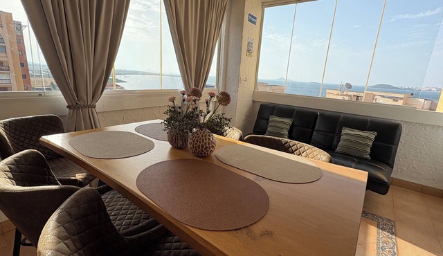 HondaMar Apartment with three sleepingrooms next to the beach in Playa Honda