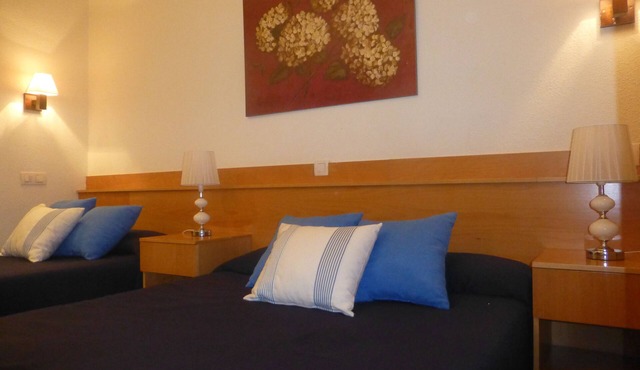 Hostal El Val in Alcala de Henares