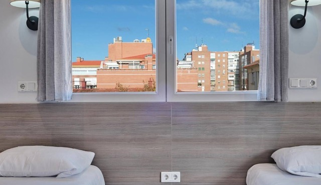 Hostal Golden Alcalá in Madrid