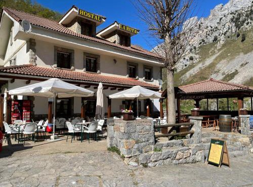 Hostal La Ruta in Caín