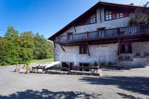Hotel Antsotegi in Etxebarria