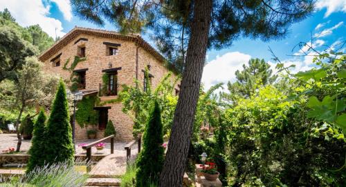 Hotel de Montaña Cueva Ahumada in Villaverde de Guadalimar