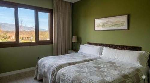 Hotel El Mirlo Blanco in Candeleda