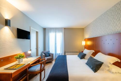 Hotel J. Balmes Vic in Vic