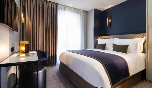 Hotel Le 10 BIS in Paris