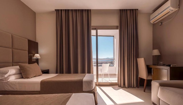 Hotel Omeya
