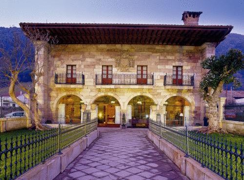 Hotel Palacio Guevara in Treceño