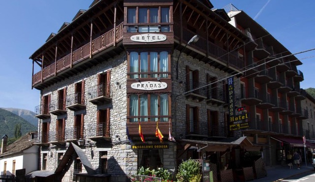 Hotel Pradas Ordesa in Broto