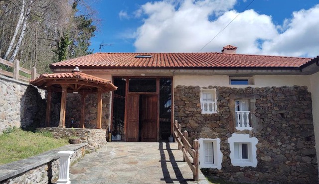 Hotel Rural Los Semellones Aceptamos Mascotas in La Llama