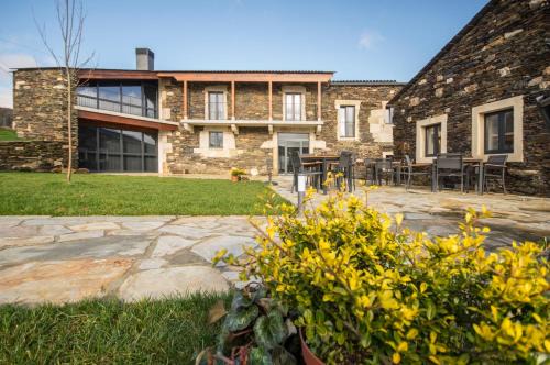 Hotel Rural O Cruce do Burgo in Friol