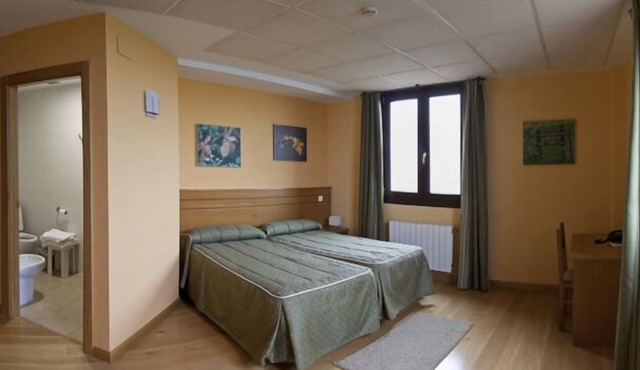 Hotel Santuario Urkiola in Abadino