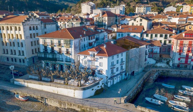Hotel&Spa El Puerto in Mundaka