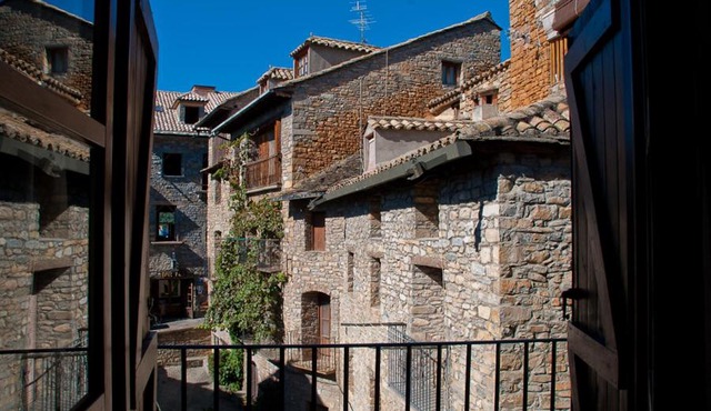 Hotel Villa Románica in Aínsa