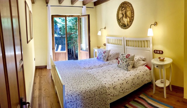 House in Tudes