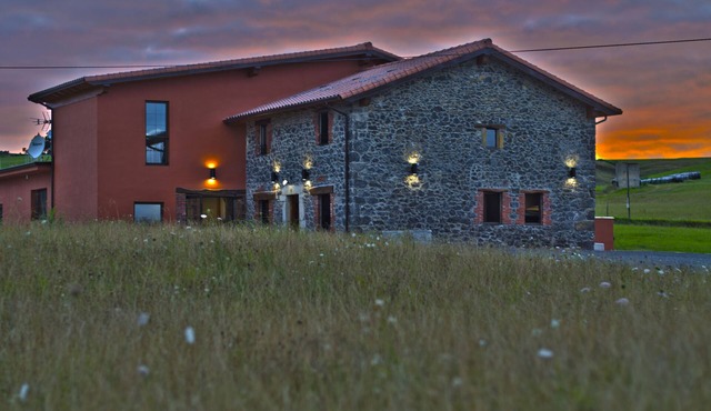 House for large groups facing the beach in Ajo