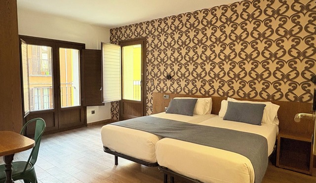 León Center Rooms in León