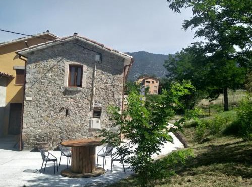 LES ROVILES in Sant Pere de Torelló