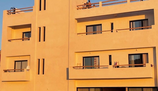 Loued Surf Lodge