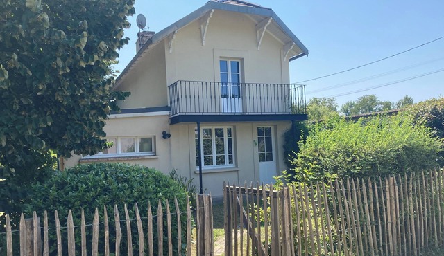 Lovely gite near Aubeterre sur Dronne with pool in Aubeterre sur Dronne
