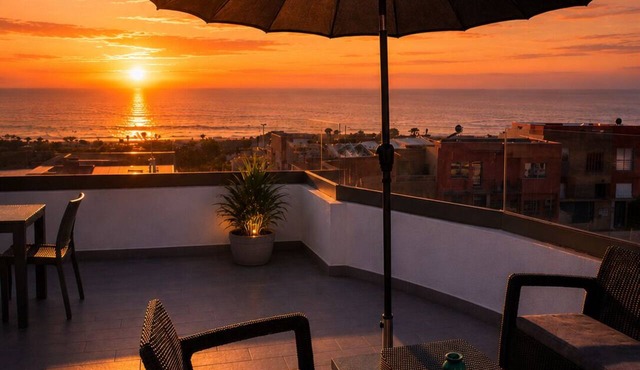 Luxury Berber Chic 3mn to Beach Rooftop Balcony AC