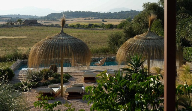 Luxury Eco-Holiday Finca, with Stunning Panoramic Views of the Tramuntana Mountains in Sineu