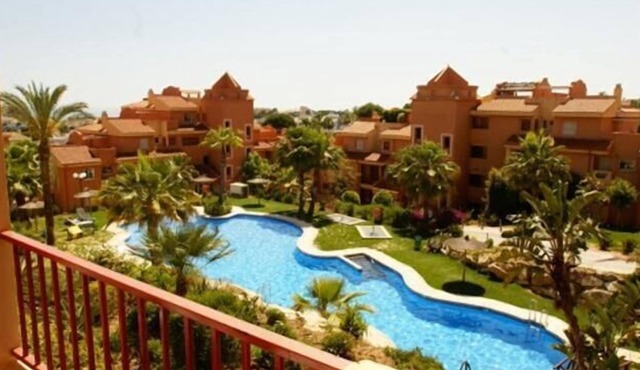 Marbella 2 Bed 2 Bath Luxury Apartment near Cabopino in Marbella