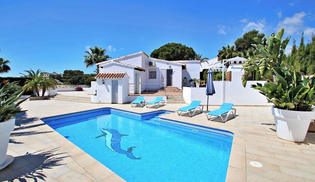 Marcelo - charming, Spanish finca style holiday villa in Moraira in Teulada