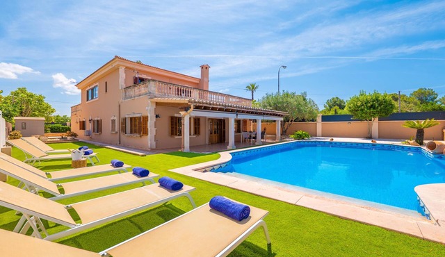 MARINA BLAU - Fantastic villa with a private pool, just 5 minutes from the beach, with fre in Llucmajor